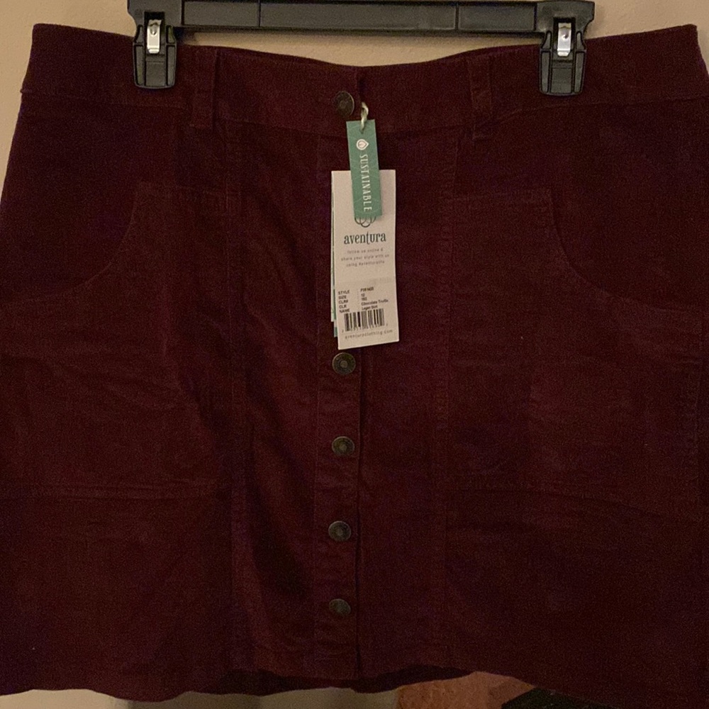 Aventura Organic Cotton Size 12 skirt with 7 buttons down the front. Very soft